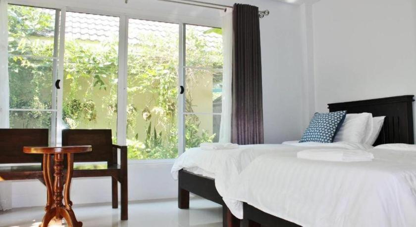 Rommai Rimnaam Resort Ranong Exterior foto