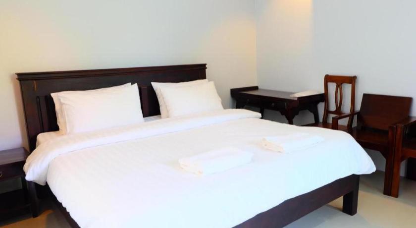 Rommai Rimnaam Resort Ranong Exterior foto