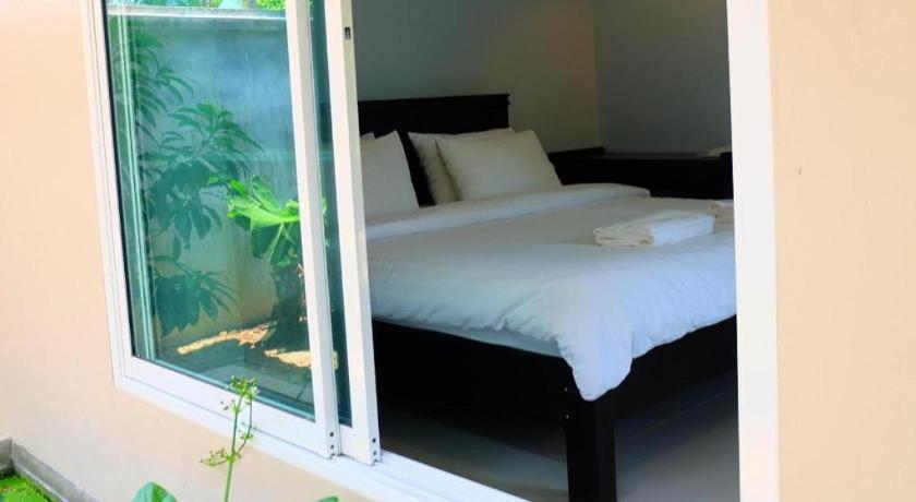Rommai Rimnaam Resort Ranong Exterior foto